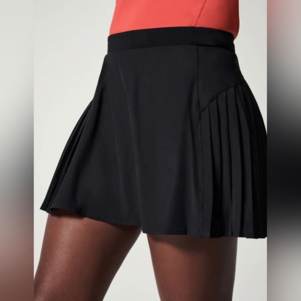SPANX Get Moving Black Pleated Tennis Golf Pickle Ball Skort Lined Skirt L